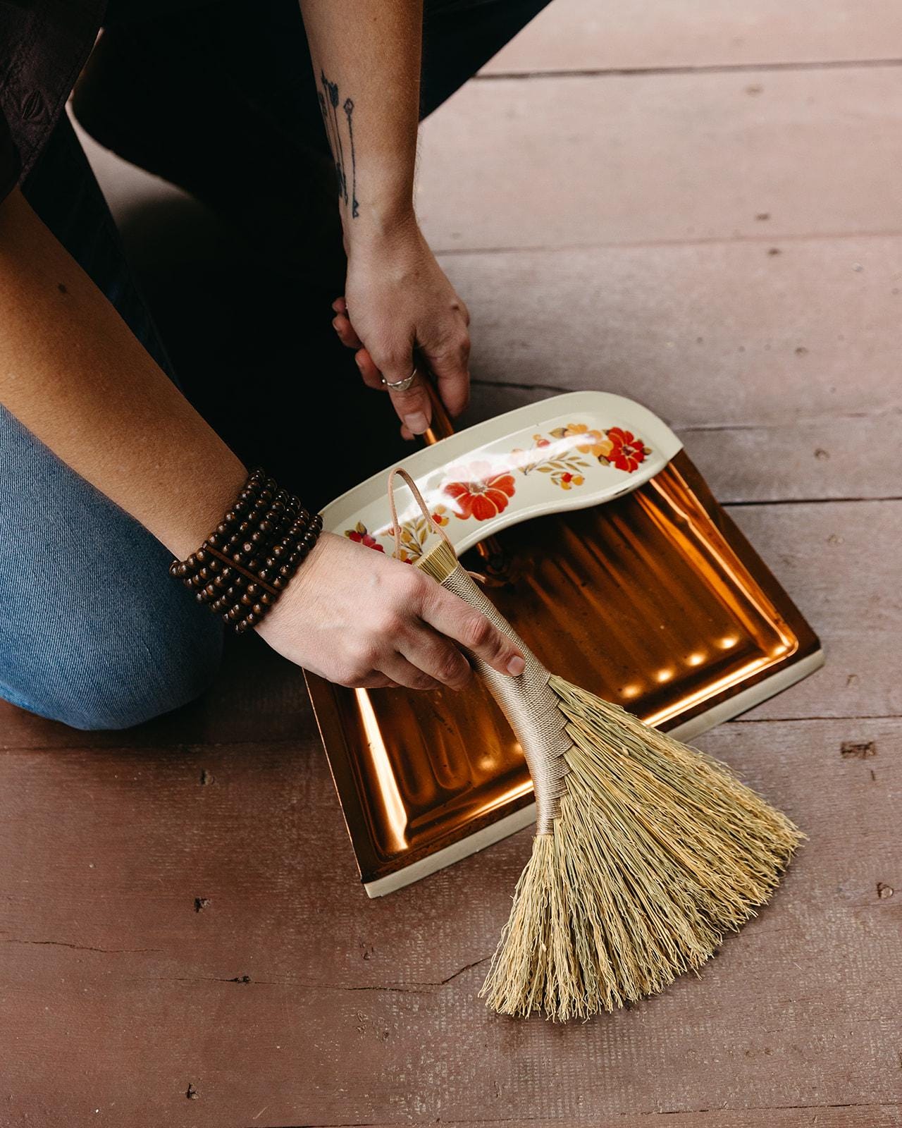 Hens Wing Whisk - Natural, Eco-Friendly, Cleaning, Broomcorn, Handcrafted, Traditional Appalachian Craft, Rustic Home Decor, Cleaning Tool
