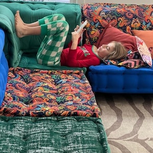Modern sofa, floor cushion, home furniture, fashion design, decoration, interior design, outdoor furniture, wood art