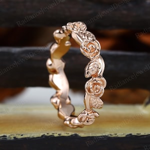 Vintage Inspired Straight wedding band 14K Rose gold Botanical and Floral wedding band promise ring Anniversary gift Matching Band for woman