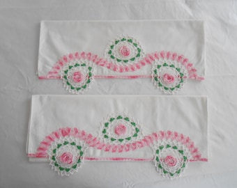 Vintage Crocheted Edge Pillowcases Beautiful Rosette Crocheted Pink Flower Pillowcases Set of 2 Med Heavy Weight Pillowcases Cleaned-Pressed