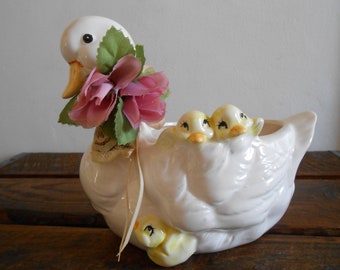 Duck Planter with Baby Ducks Adorable Ceramic Duck Planter Good Used Condition & Clean 70s to 80s Era SALE 25% Off