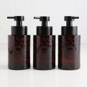 Set med 3 dispensrar i bärnstensfärgat glas, 250 ml återfyllningsbara pumpflaskor för badrum eller kök, schampo och balsam, duschtvålset, modern oval svart