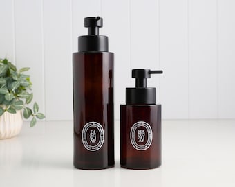 Bernstein Seifenspender mit benutzerdefiniertem Label nachfüllbare Pumpflasche 250ml oder 500ml für Badezimmer Küche Ensuit Garderobe Oval Weiß