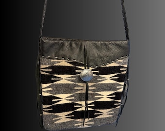 Authentic Navajo Rug Handbag with Shoulder Strap and Handcrafted Following Ancient Techniques of American Indigenous Peoples
