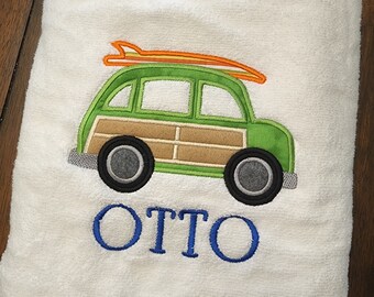 Toalla personalizada para niños - Toalla de playa personalizada Esta es la de Woody Car y dice "OTTO"