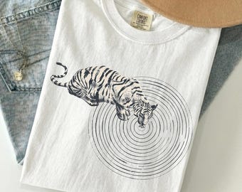 Tiger Circles Streetwear Shirt, Vintage Graphic Hoodie, Retro Japanese Sweatshirt, Music Fan Tee, Cotton Comfort Colors