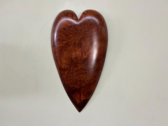 Redwood wooden heart wall hanging