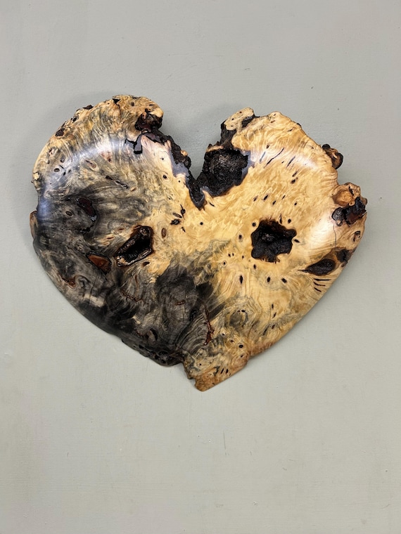 Heart shape wood wall hanging decor