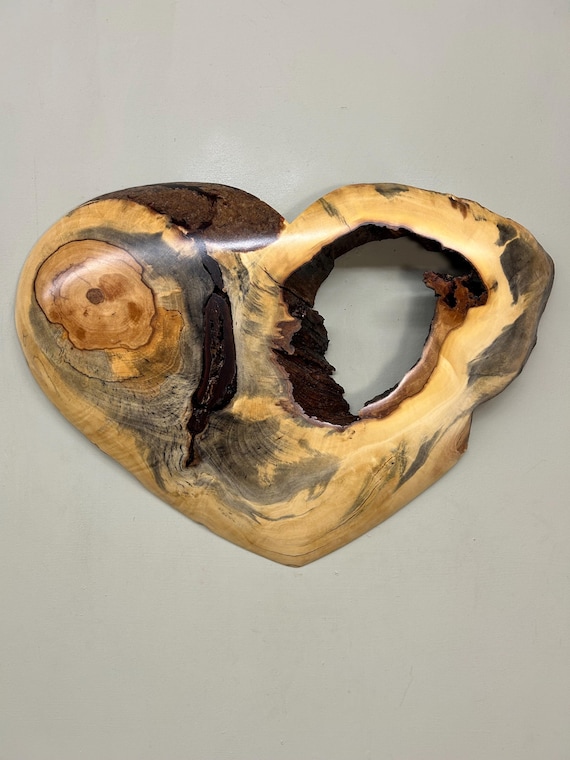 Heart shape wall hanging decor