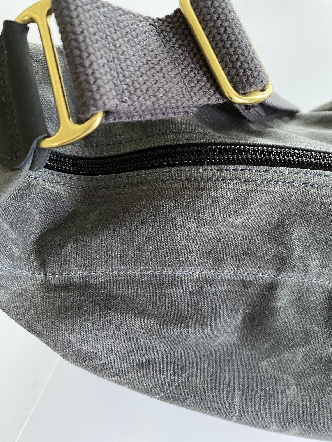 •GO BAG - AMANITA• waxed canvas crossbody