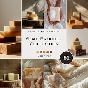 Puede incluir: Una colección de 51 productos de jabón diferentes en varias formas, tamaños y colores. Los jabones se muestran en plataformas de madera, en manos y en una toalla blanca. El texto "SOAP PRODUCT COLLECTION" se muestra en el centro de la imagen.