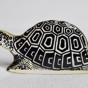 Lucite Sculpture &quot;Turtle&quot;, signed Palatnik, Brazil, 1970s