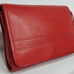 Vintage 1990s Longchamp red textured leather shoulder bag