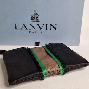 Pochette Lanvin Paris en cuir et soie, finitions satin, artisanat de luxe avec boîte d’origine, 18 x 12 cm