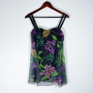 Vintage des années 90 violet floral noir une pièce maillot de bain maille robe de bain moyenne plage vacances nuisette fleurs tropicales cottage intégré soutien-gorge