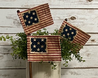 Primitive Americana Flags: Set of Three, 4th of July Decor