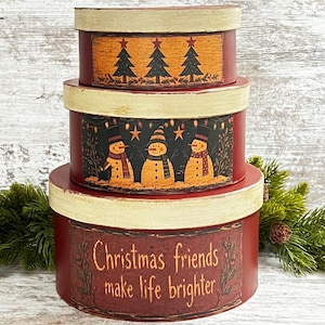 Juego de 3 cajas navideñas rústicas de papel maché, cajas navideñas rojas de estilo campestre, etiquetas vintage de Papá Noel, decoración navideña rústica de granja.