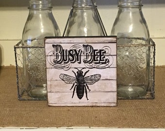 Busy Bee Sign,Bee Sign,Bumble Bee,Queen Bee,Wood bee sign,Bee decoration