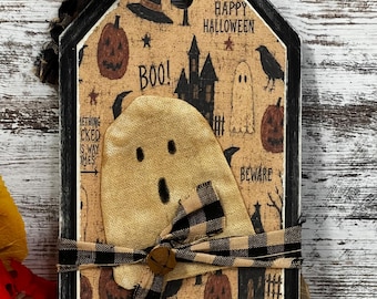 Primitive Halloween Hang Tag | Handmade Wood Ghost Tag | Rustic Folk Art Halloween Decor | Prim Cabinet Peg Hanger