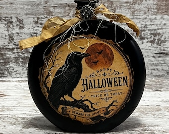 Spooky Black Raven Halloween Bottle, Hand Painted Gothic Glass Bottle, Vintage Apothecary Decor, Witchy Halloween Home Decor