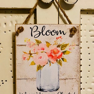 Primitive Sign,Primitive Decor,Farmhouse Decor,Peg Hanger,Primitive Ornament,Farmhouse Floral Decor