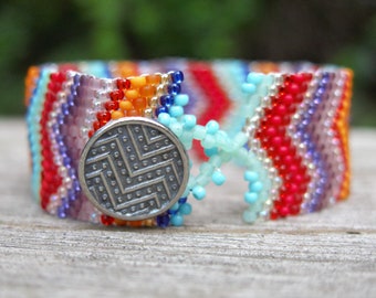 SHOW OF VISIONS Zig Zag Bracelet, Seed Bead Bracelet, Chevron Jewelry, Seed Bead Jewelry, Multicolor Bracelet, Colorful Stripes Jewelry