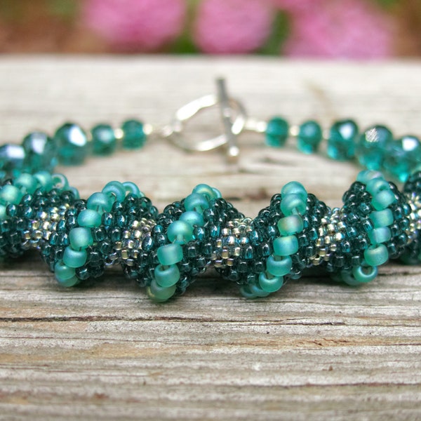 Teal Green Bracelet Handmade in Circular Peyote Stitch, Cellini Spiral Seed Bead Bracelet