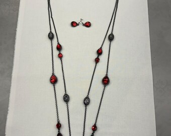 Gunmetal Double Chain with Rhinestone and Red Acrylic Stones Necklace and Earring Set
