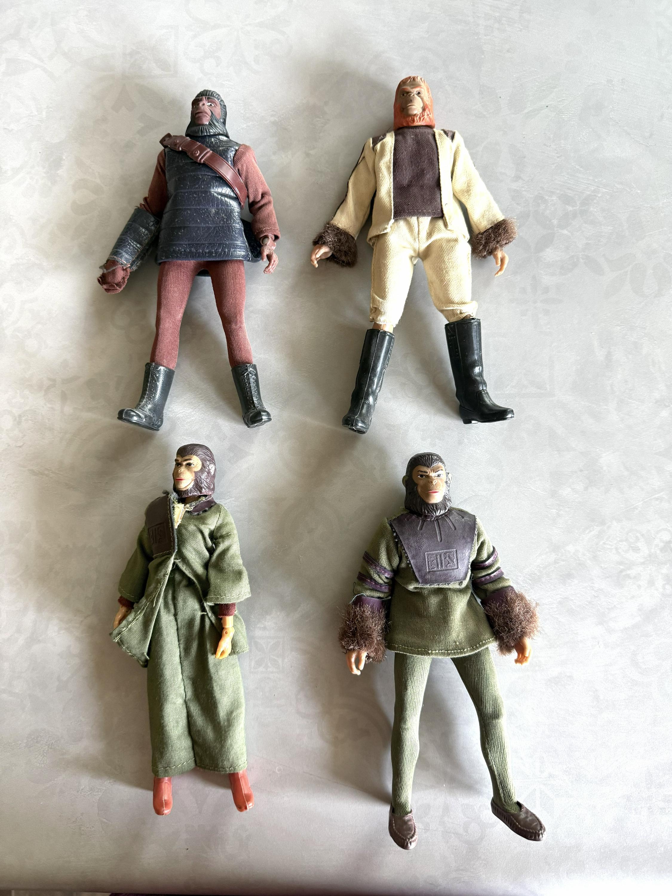 Mego Planet Of The Apes　フィギュア4体セット Planet of the Apes Mego - Etsy