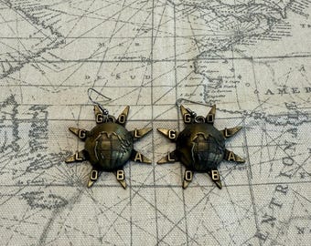 Pierced Earrings Y2K "Go Global" globes with rays