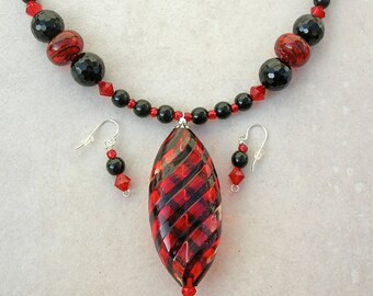 FESTIVE Necklace, Murano Blown Glass Pendant from Venice, Italy, Onyx/Glass/Crystal Beads, Necklace Set by SandraDesigns