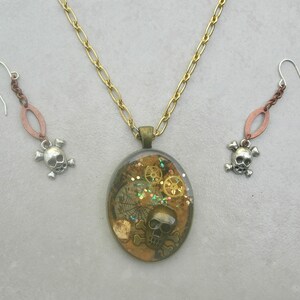 Pirate Skull Pendant, Halloween/Day of the Dead Necklace, Gold Chain, Steampunk Gears, Glitter, Pirate Skull Earrings,  23&quot; Sandra Designs