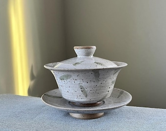 Handmade Ceramic Gaiwan Tea Bowl - Traditional Three-Piece Teaset