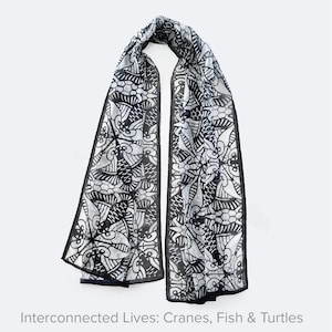 Foulard artistique découpé dans du papier | Echarpes en mousseline de soie et coton tencel, objet d'art à porter inspiré de la nature, accessoire de mode artistique image 4
