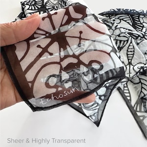 Foulard artistique découpé dans du papier | Echarpes en mousseline de soie et coton tencel, objet d'art à porter inspiré de la nature, accessoire de mode artistique image 5