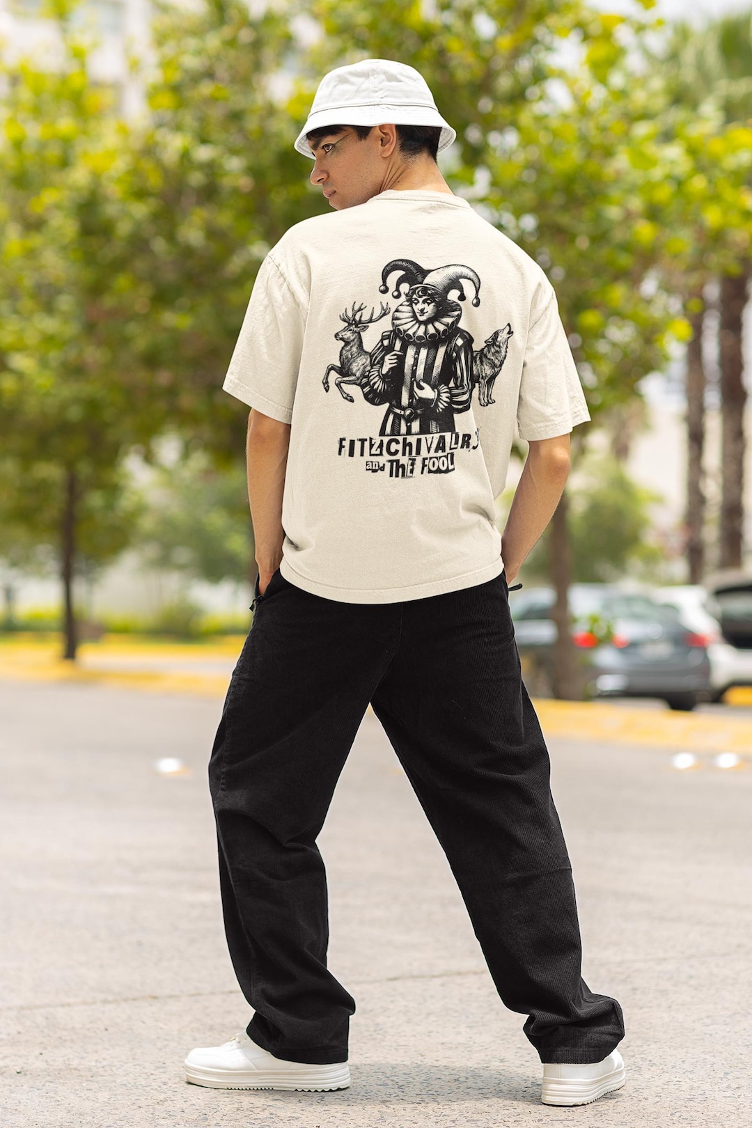 Fitz and the Fool Shirt || Realm of the Elderlings Merch, Fitzchivalry ...