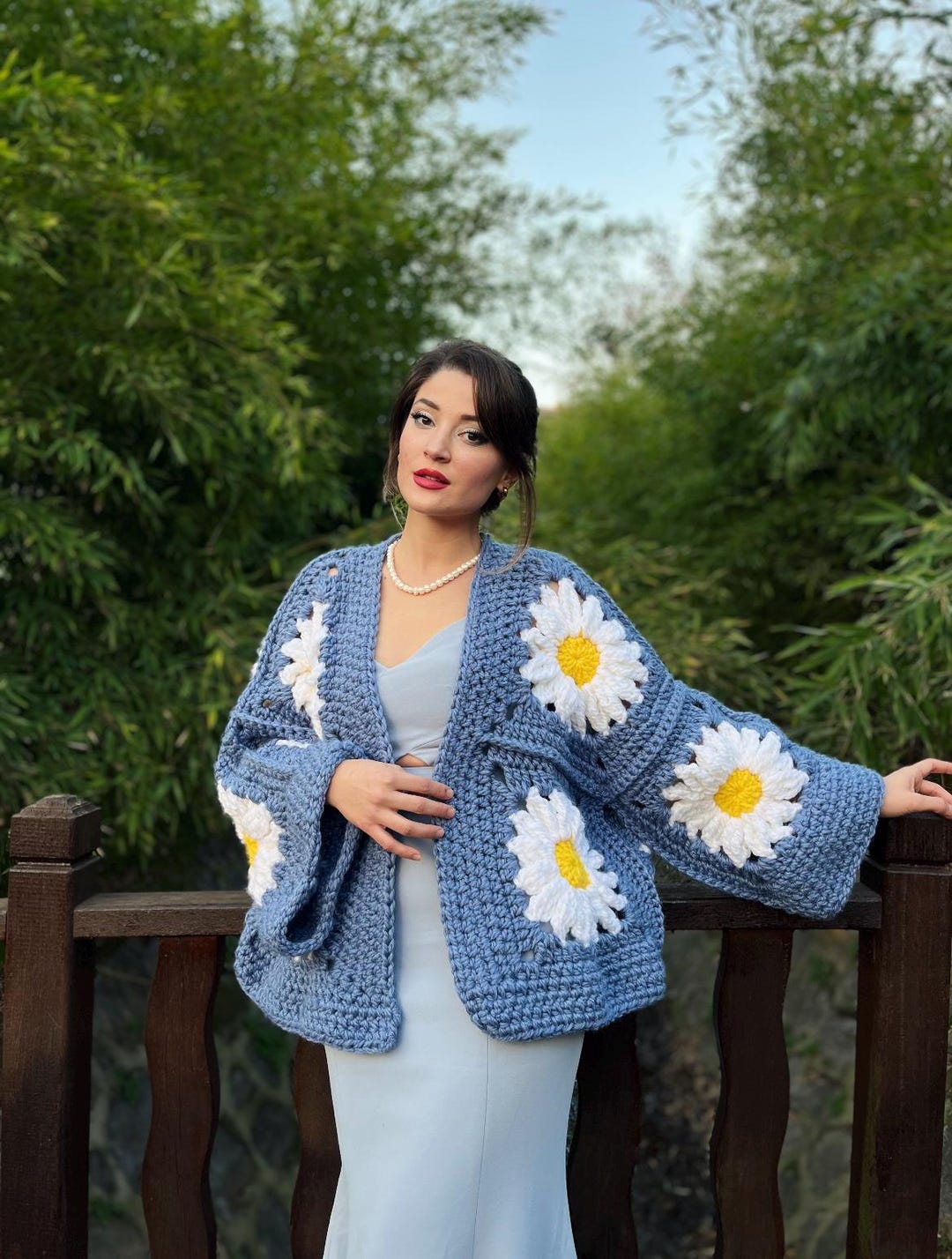 アメリヴィンテーART FLOWER KNIT CARDIGAN Yellow Stitch Flower Pom-Pom Knit Cardigan - Retro, Indie