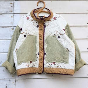 Short Oversized Jacket, Upcycled Antique Quilt Coat, Floral Embroidery Vintage Reworked Puffer, Hand Made Cottagecore Patchwork Clothes
