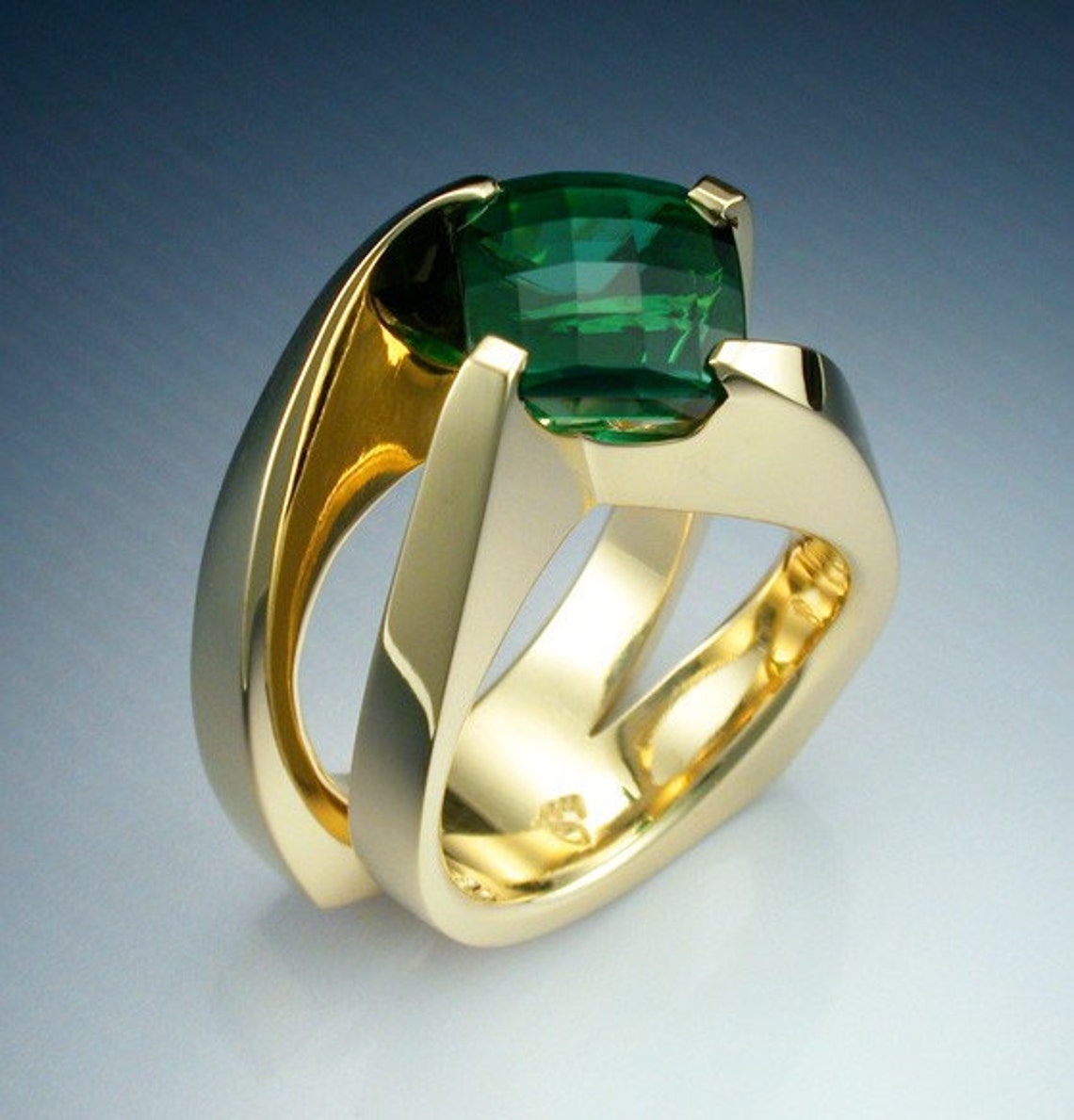Stunning 18k Gold Green Tourmaline Ring Etsy