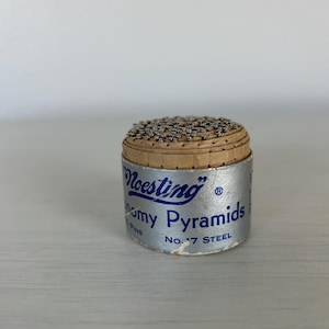 Vintage Roll of Noesting Economy Pyramid Pins: 300 Steel Straight Pins