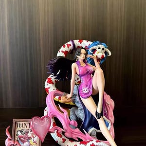 Boa Hancock One Piece Figur, Hochwertige Harzstatue, Piratenkaiserin, Elegantes Lila Kleid, Sammler-Anime-Figur