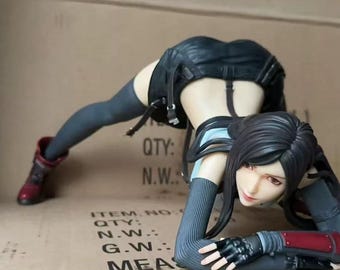 Ultimate Anime Game Heroine Bundle: Tifa Lockhart & 2B Jack-O Pose Figures, Gifts