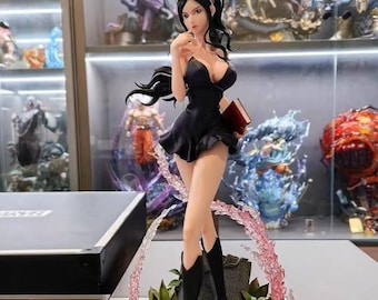 Nico Robin One Piece Figure, High-Quality Resin Statue, Elegant Black Outfit, Collectible Anime Figurine, Hand-Painted, Display Piece