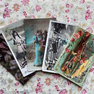 Une collection (R) de cinq cartes postales françaises anciennes, 1er avril, éphémères, travaux manuels, scrapbooking, journal indésirable, collection, timbres
