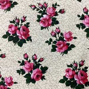Vintage french cotton fabric, floral design, a good quality textile for sewing projects, quilting, patchwork, lavender bags, cushions…..
