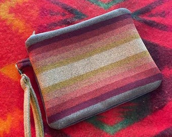 Pochette fatta a mano con tessuto jacquard di lana Pendleton