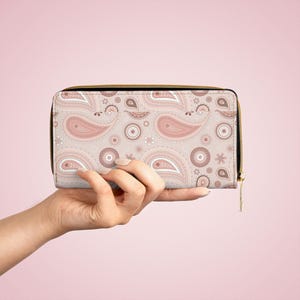 Boho Chic Zipper Wallet, Stylish Zip Wallet, Paisley Print Purse, Personalized Gift, Trendy Accessory for Women