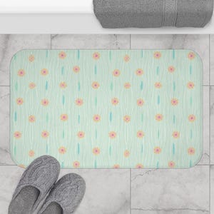 Floral Bath Mat, Cute Bathroom Decor, Spring Home Accessory, Non-Slip Mat, Gift for Her, Shower Rug, Cozy Bathroom