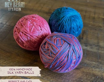 Handgemaakte kattenspeelgoedballen van zijdegaren | Lichtgewicht, stil spel voor kittens