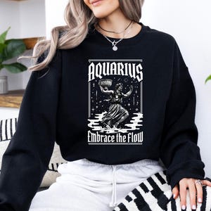Aquarius Tarot Sweatshirt,  Zodiac Aquarius Sign Sweatshirt, Gift for Him/Her, Aquarius Birthday Gift, Aquarius Sign Crewneck Sweatshirt